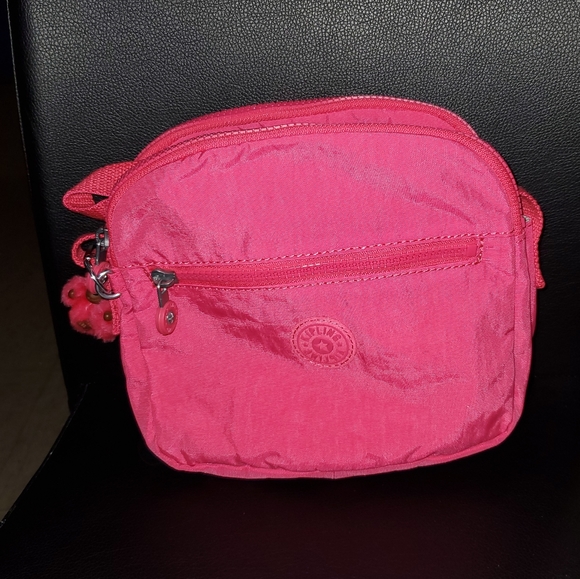 Kipling Handbags - NWOT Kipling Keefe Crossbody Bag